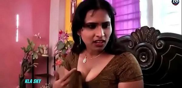  Surekha sexy navel and hip hot romance